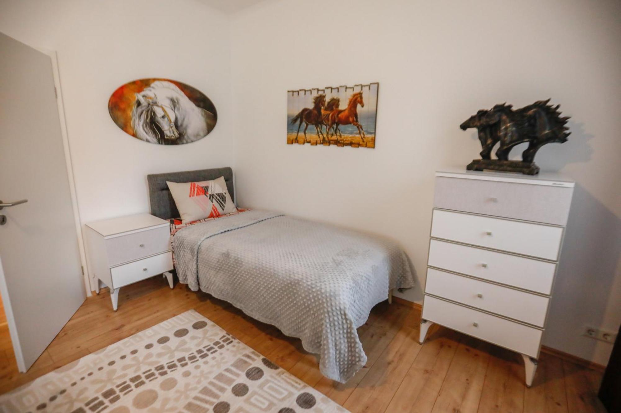 Turis Ferienwohnung 65-1 Triberg im Schwarzwald Esterno foto